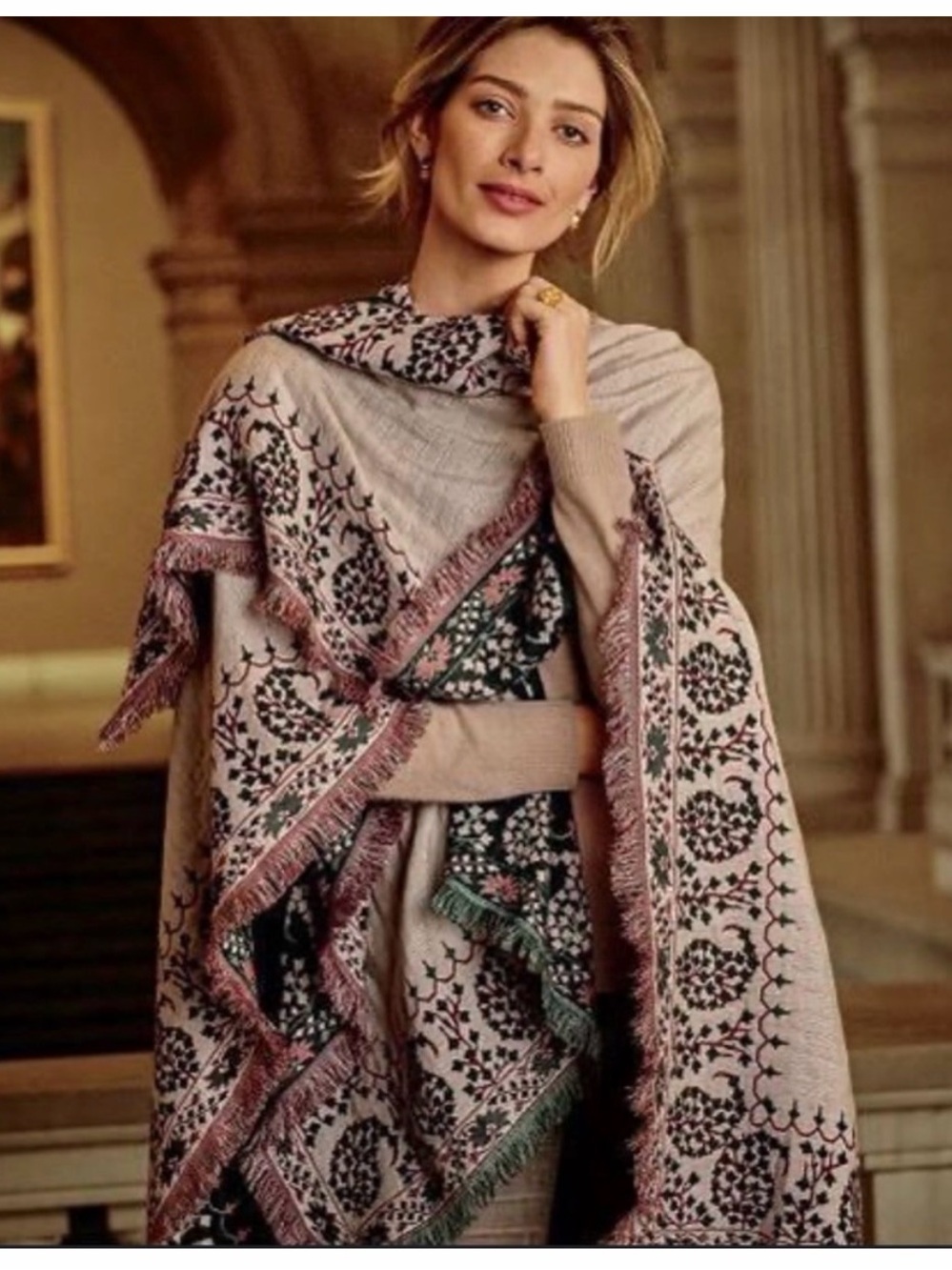 The Met Store Metropolitan Museum of Art Paisley Border Ruana Shawl Poncho 2017